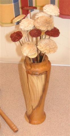 Bernard received a commendd certificate with this vase